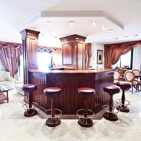 Eva Vendrell Planet Costa Dorada Apartment Salou Bagian luar foto