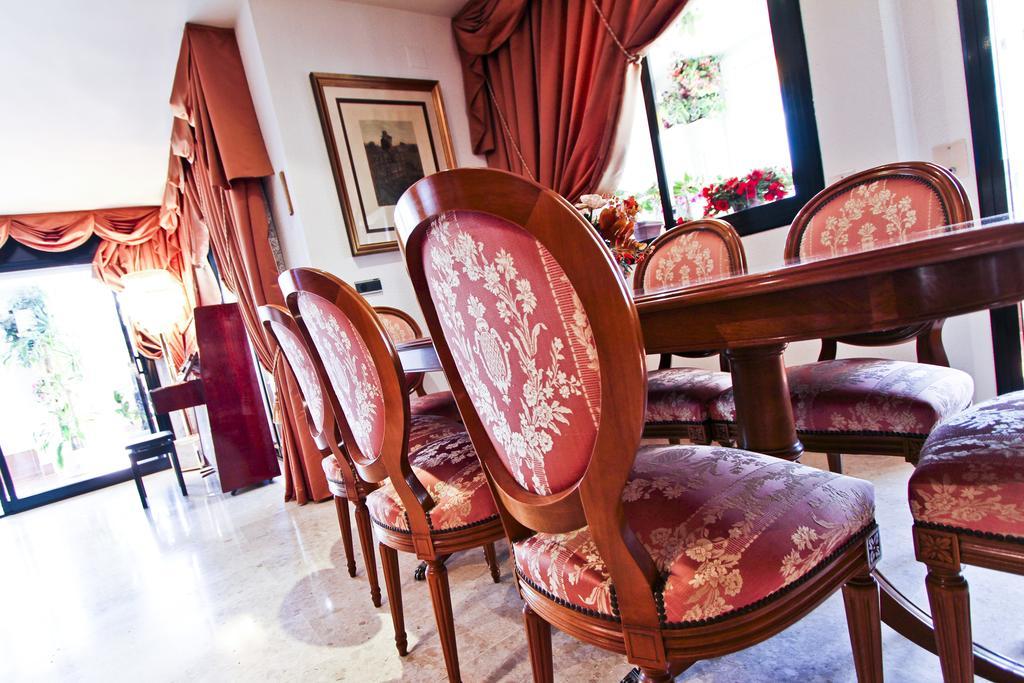 Eva Vendrell Planet Costa Dorada Apartment Salou Ruang foto