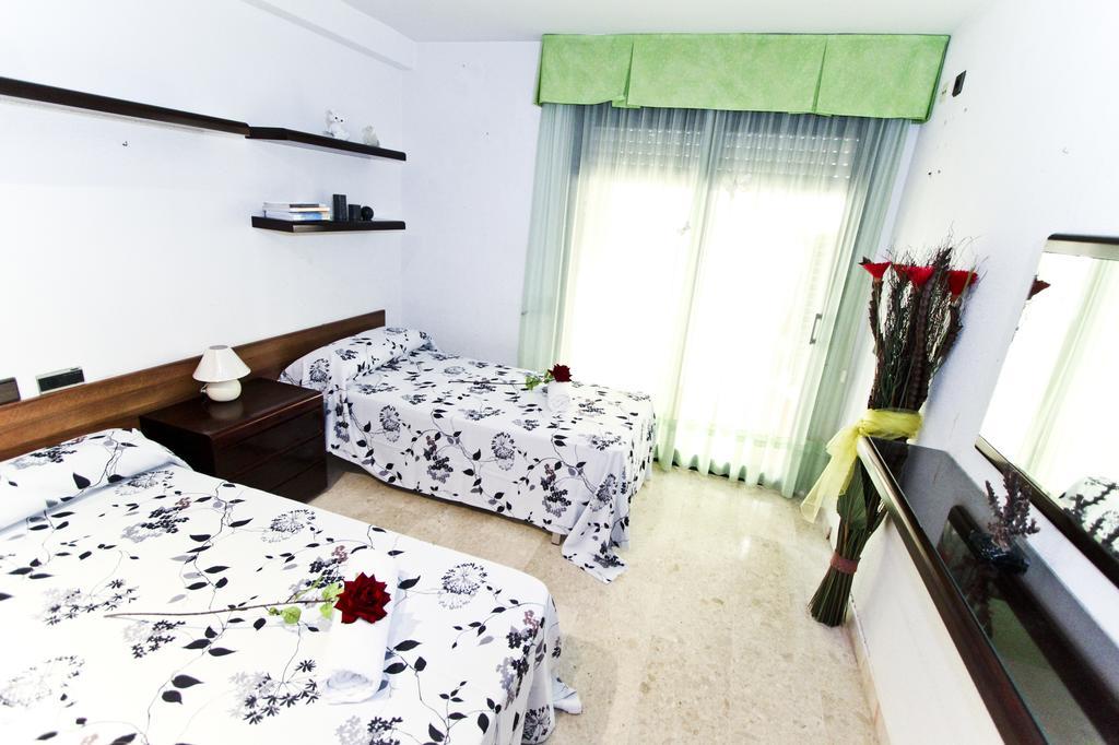 Eva Vendrell Planet Costa Dorada Apartment Salou Ruang foto