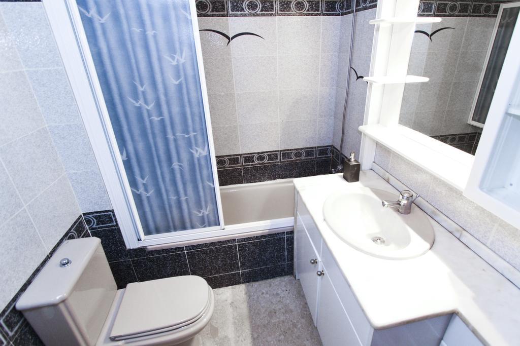 Eva Vendrell Planet Costa Dorada Apartment Salou Ruang foto