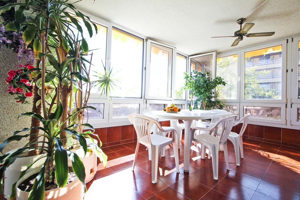 Eva Vendrell Planet Costa Dorada Apartment Salou Ruang foto