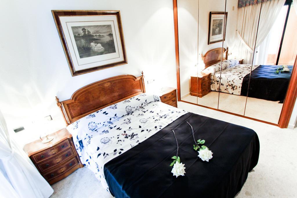 Eva Vendrell Planet Costa Dorada Apartment Salou Ruang foto