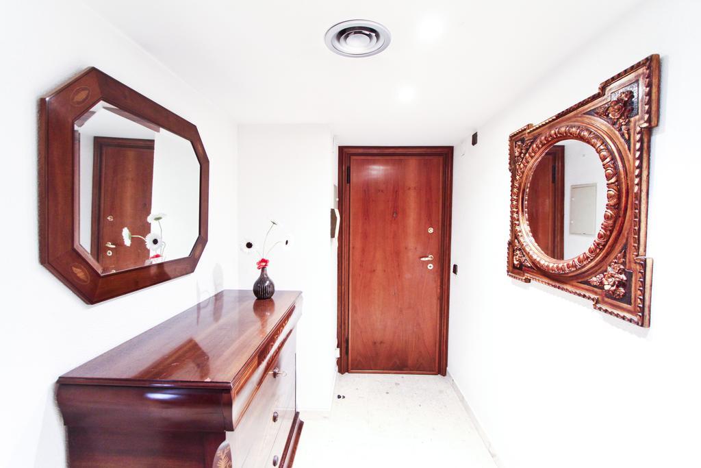 Eva Vendrell Planet Costa Dorada Apartment Salou Bagian luar foto
